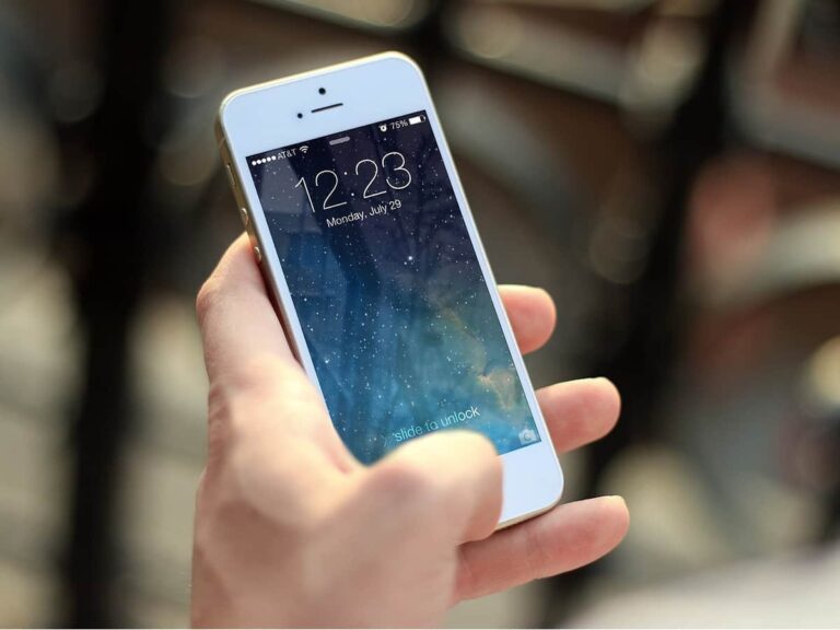 267908 Smartphonespixabay.jpg