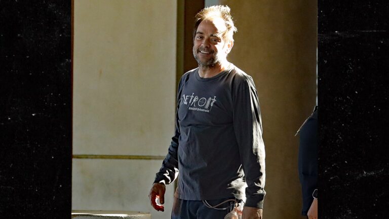 9a4d18e38de3475e87c897d15bf90ad3 Xl.jpg